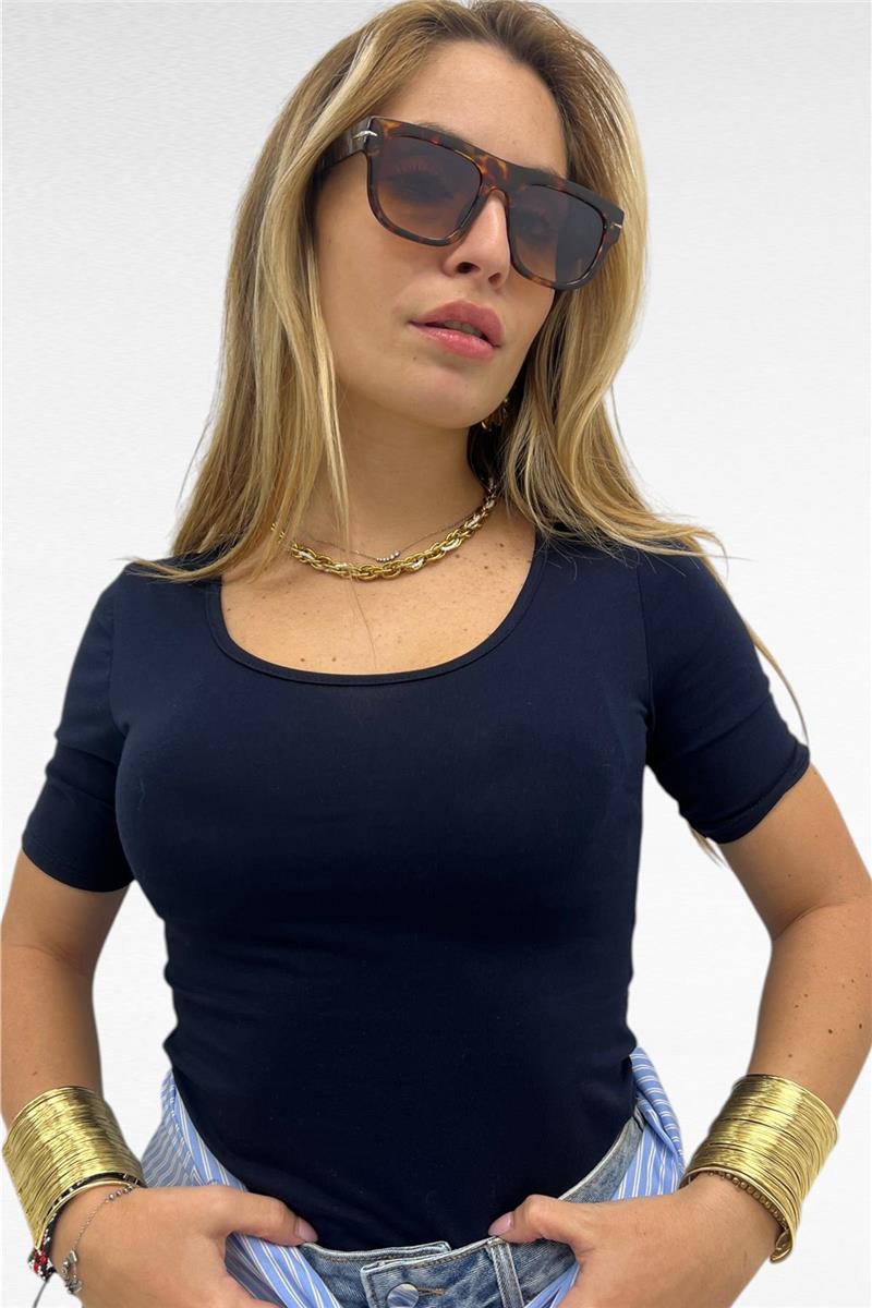 maglia a manica corta con scollo rotondo basica